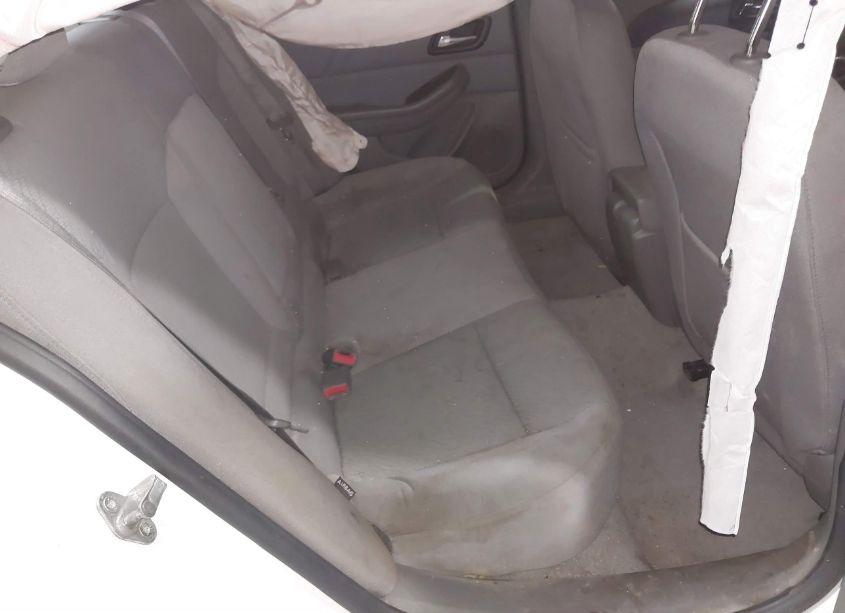 Photo 8 of 2013 Chevrolet Malibu 1LS (VIN 1G11B5SA6DU150705)