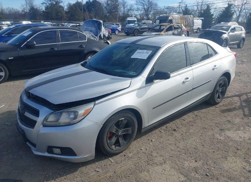 Photo 2 of 2013 Chevrolet Malibu 1LS (VIN 1G11B5SA7DF237775)