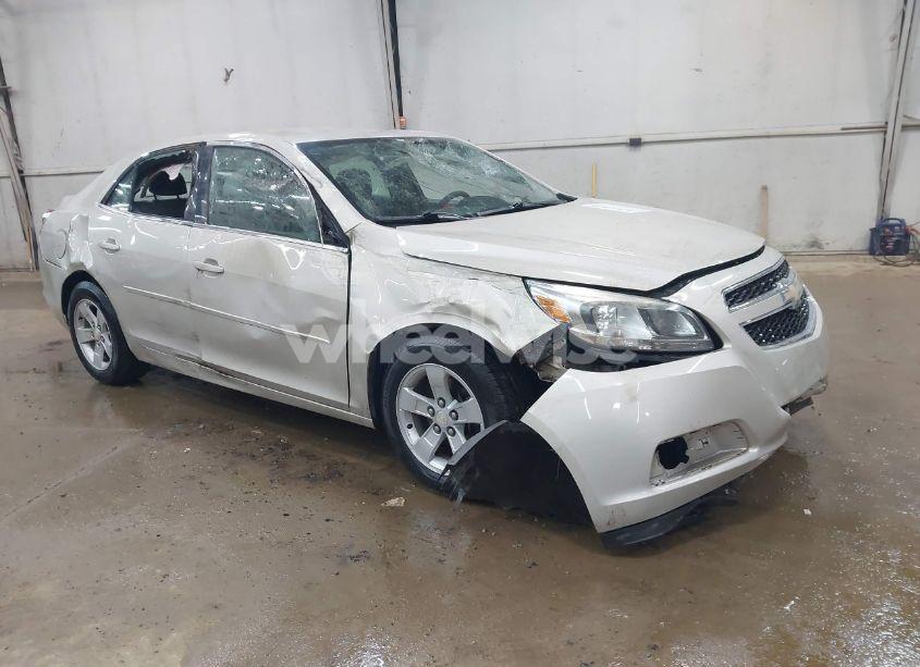 2013 Chevrolet Malibu 1LS (VIN 1G11B5SA7DF328173) main photo