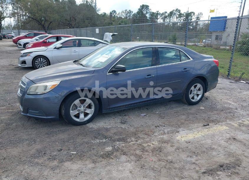 Photo 2 of 2013 Chevrolet Malibu 1LS (VIN 1G11B5SA8DF143551)