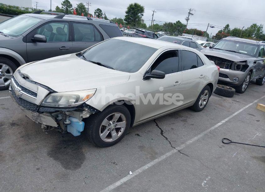 Photo 2 of 2013 Chevrolet Malibu 1LS (VIN 1G11B5SA8DF147051)