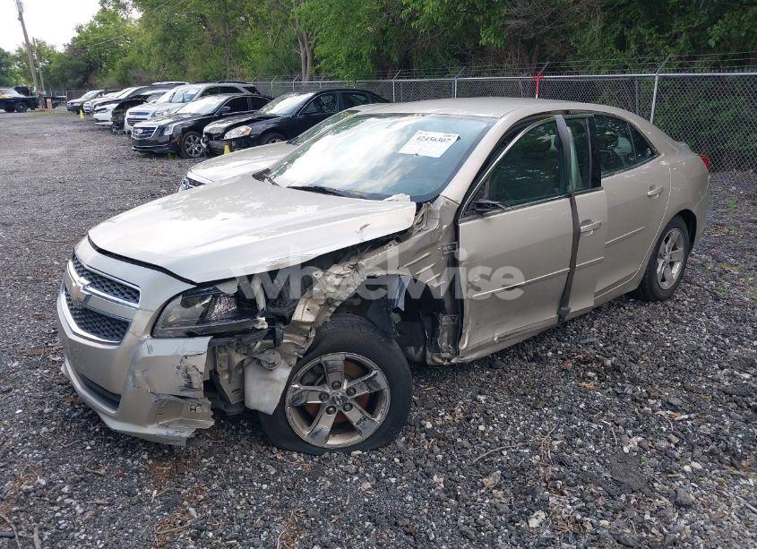 Photo 2 of 2013 Chevrolet Malibu 1LS (VIN 1G11B5SA8DF167851)