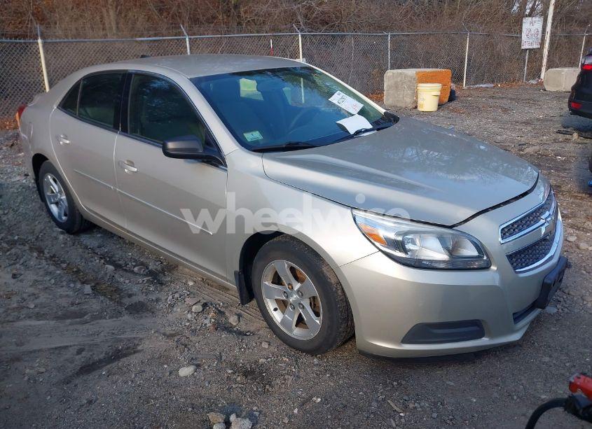 2013 Chevrolet Malibu 1LS (VIN 1G11B5SA8DF222167) main photo
