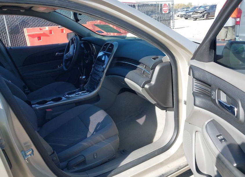 Photo 5 of 2013 Chevrolet Malibu 1LS (VIN 1G11B5SA8DF256321)