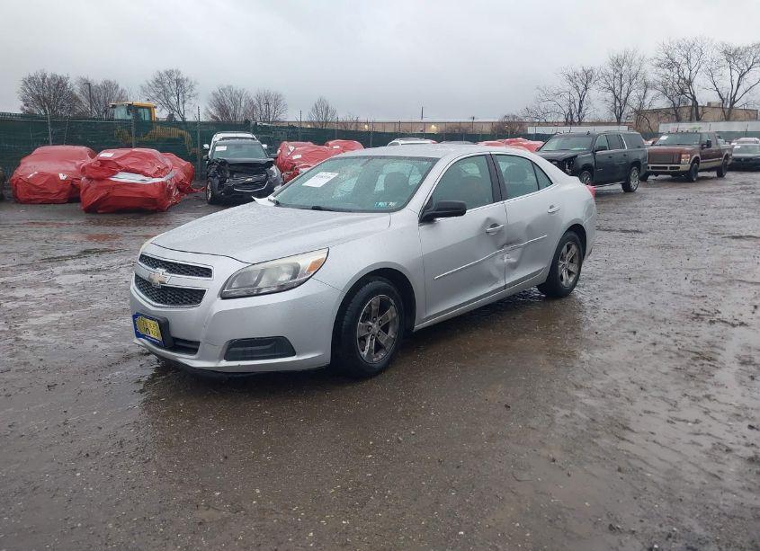 Photo 2 of 2013 Chevrolet Malibu 1LS (VIN 1G11B5SA8DF263785)