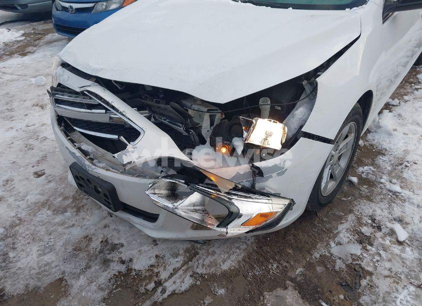 Photo 6 of 2013 Chevrolet Malibu 1LS (VIN 1G11B5SA8DF331017)