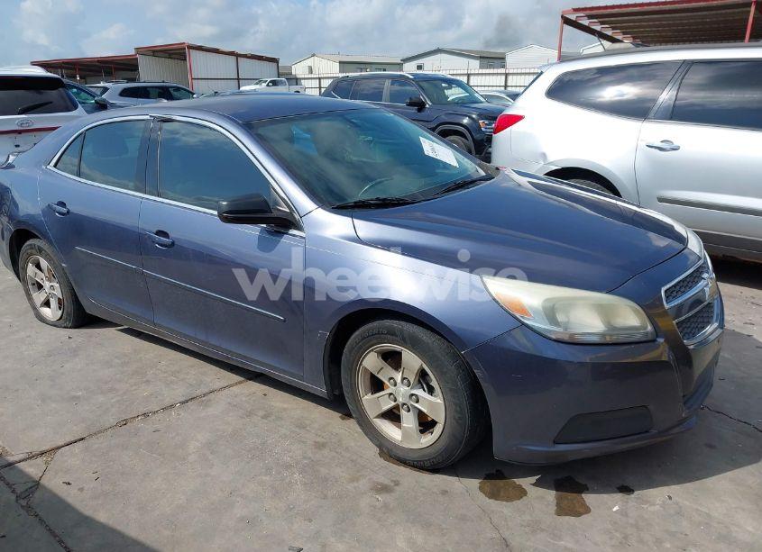 2013 Chevrolet Malibu 1LS (VIN 1G11B5SA9DF315845) main photo