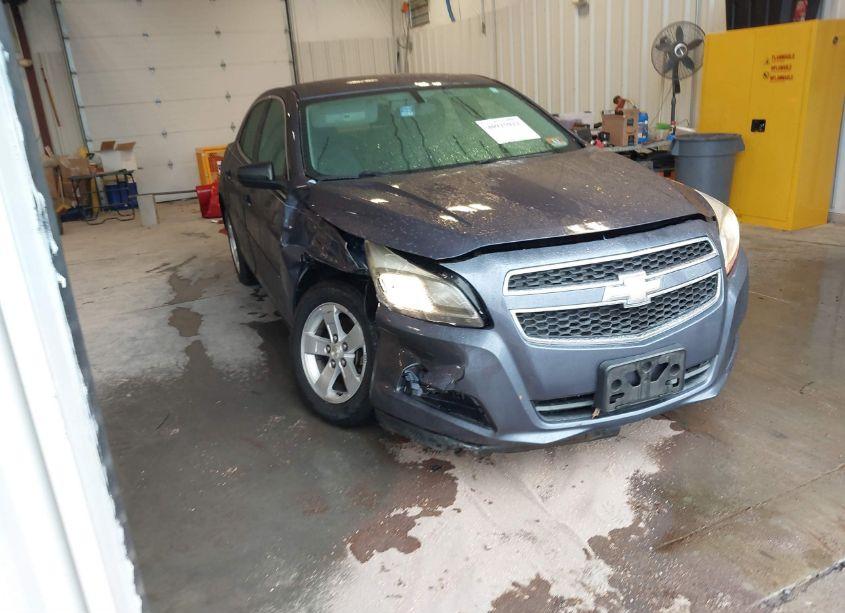 2013 Chevrolet Malibu 1LS (VIN 1G11B5SA9DF352085) main photo