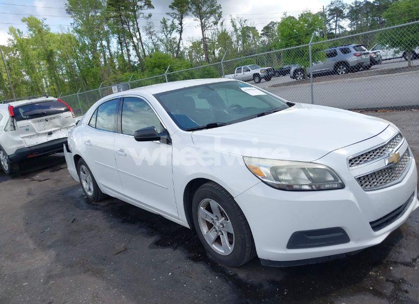 2013 Chevrolet Malibu 1LS (VIN 1G11B5SAXDF137122) main photo