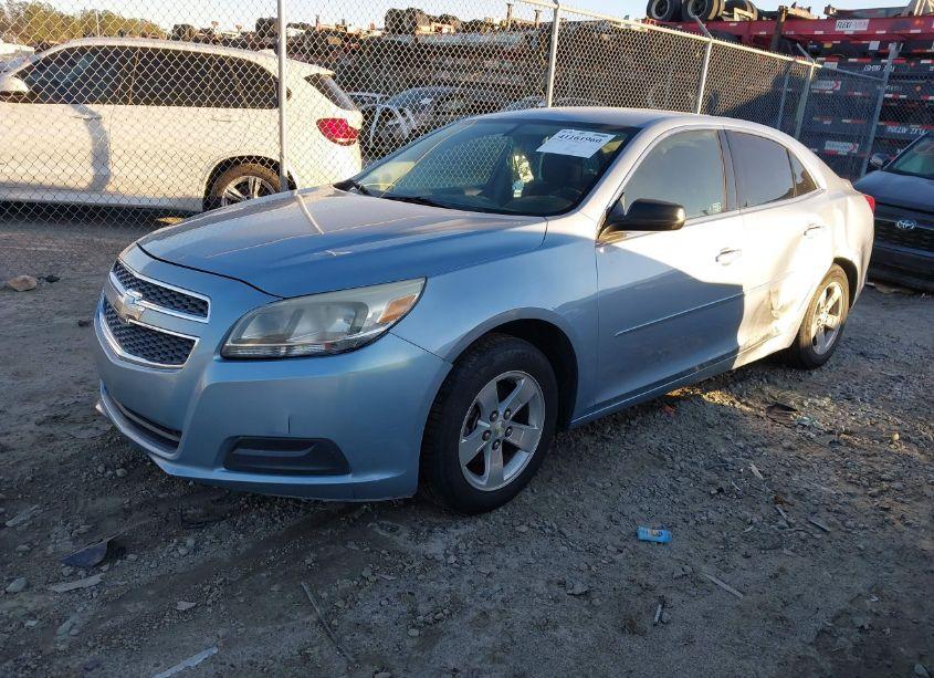Photo 2 of 2013 Chevrolet Malibu 1LS (VIN 1G11B5SAXDU112121)