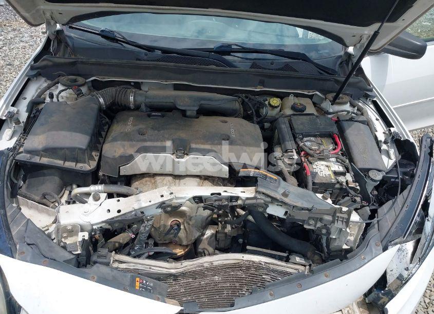 Photo 10 of 2015 Chevrolet Malibu LS (VIN 1G11B5SL0FF155844)