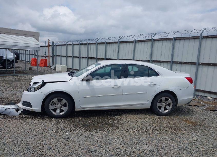 Photo 14 of 2015 Chevrolet Malibu LS (VIN 1G11B5SL0FF155844)