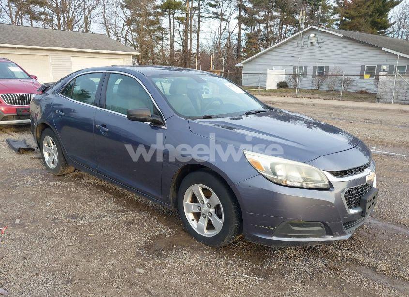 2015 Chevrolet Malibu LS (VIN 1G11B5SL0FF166021) main photo