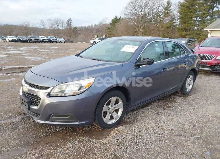 Photo 2 of 2015 Chevrolet Malibu LS (VIN 1G11B5SL0FF166021)