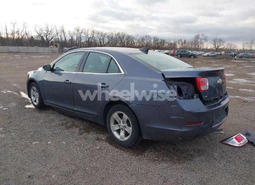 Photo 3 of 2015 Chevrolet Malibu LS (VIN 1G11B5SL0FF166021)
