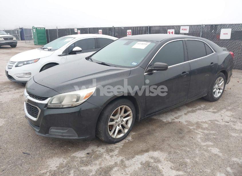 Photo 2 of 2015 Chevrolet Malibu LS (VIN 1G11B5SL0FF190576)