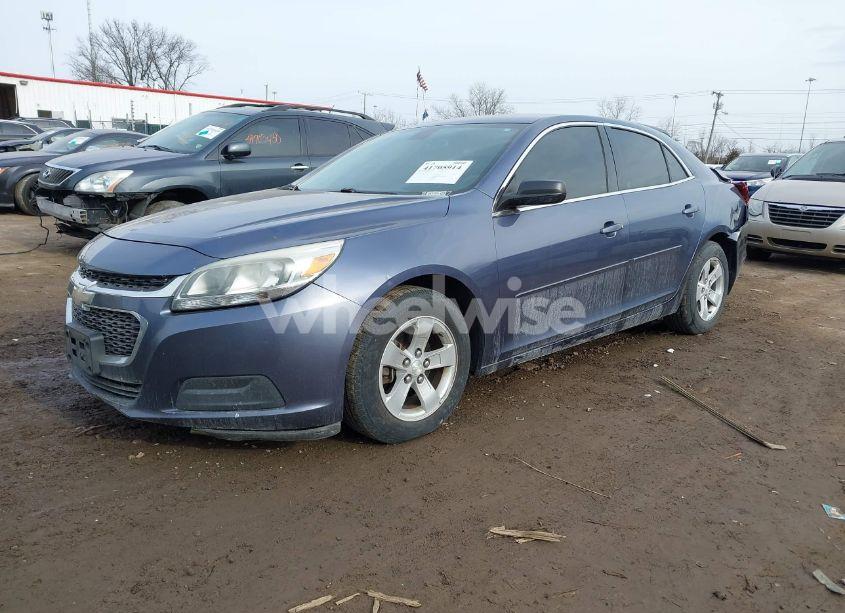 Photo 2 of 2015 Chevrolet Malibu LS (VIN 1G11B5SL0FF293545)