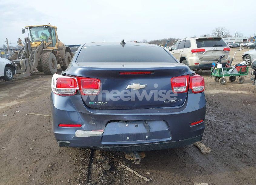 Photo 6 of 2015 Chevrolet Malibu LS (VIN 1G11B5SL0FF293545)