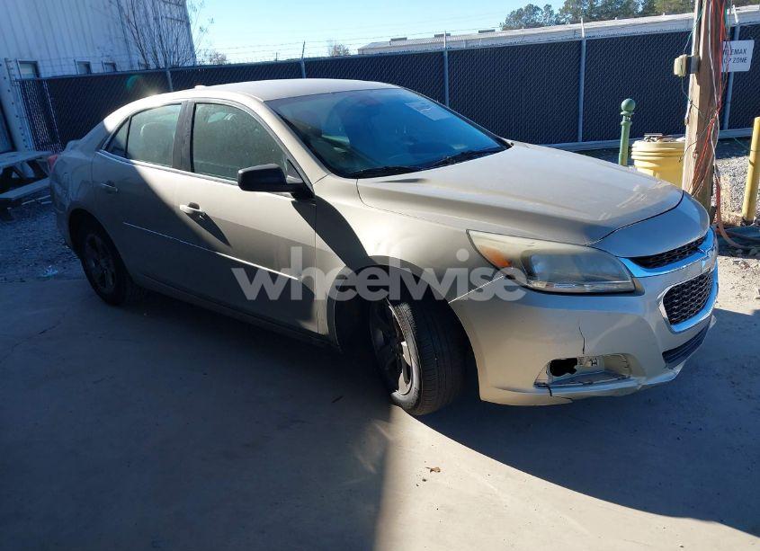2015 Chevrolet Malibu LS (VIN 1G11B5SL0FF341724) main photo