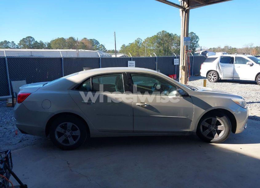 Photo 13 of 2015 Chevrolet Malibu LS (VIN 1G11B5SL0FF341724)