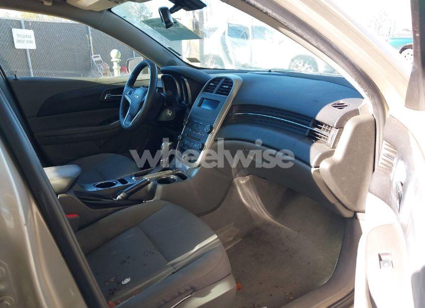 Photo 5 of 2015 Chevrolet Malibu LS (VIN 1G11B5SL0FF341724)