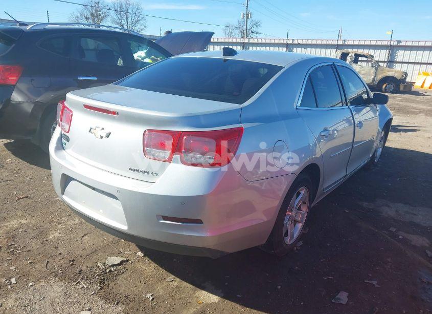 Photo 4 of 2015 Chevrolet Malibu LS (VIN 1G11B5SL0FF352786)