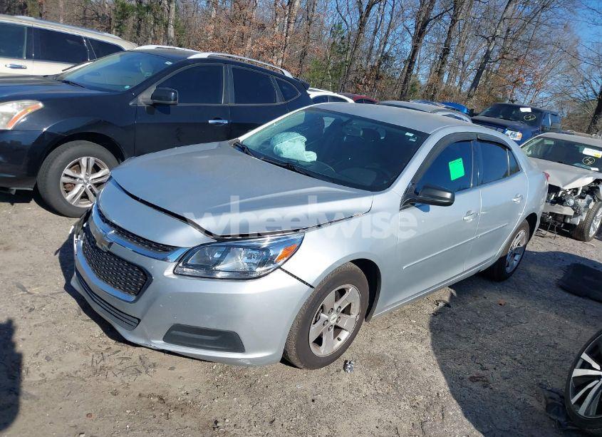Photo 2 of 2015 Chevrolet Malibu LS (VIN 1G11B5SL0FU150882)