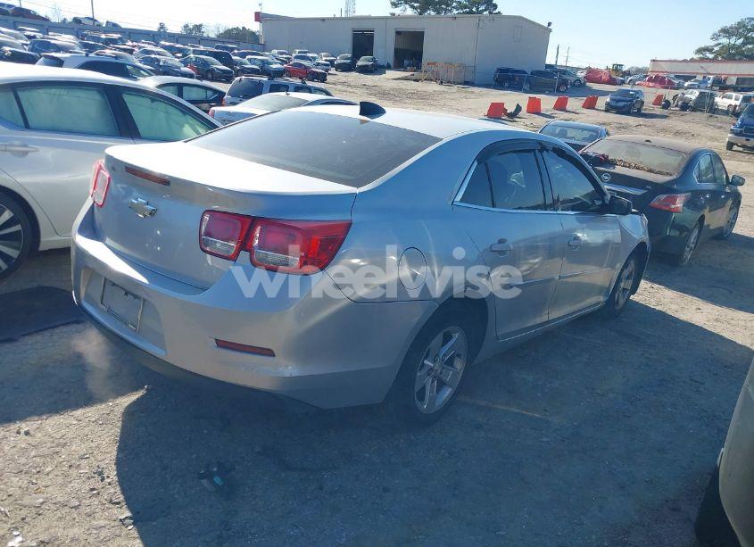 Photo 4 of 2015 Chevrolet Malibu LS (VIN 1G11B5SL0FU150882)