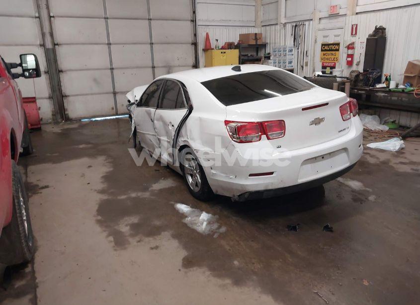 Photo 3 of 2015 Chevrolet Malibu LS (VIN 1G11B5SL0FU153233)