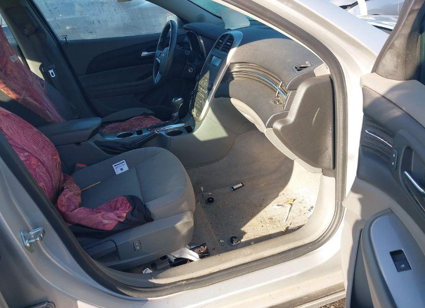 Photo 5 of 2014 Chevrolet Malibu 1LS (VIN 1G11B5SL1EF104738)
