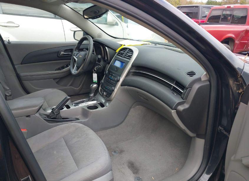 Photo 5 of 2014 Chevrolet Malibu 1LS (VIN 1G11B5SL1EF121278)