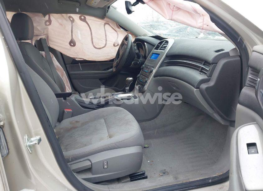 Photo 5 of 2014 Chevrolet Malibu 1LS (VIN 1G11B5SL1EF300856)