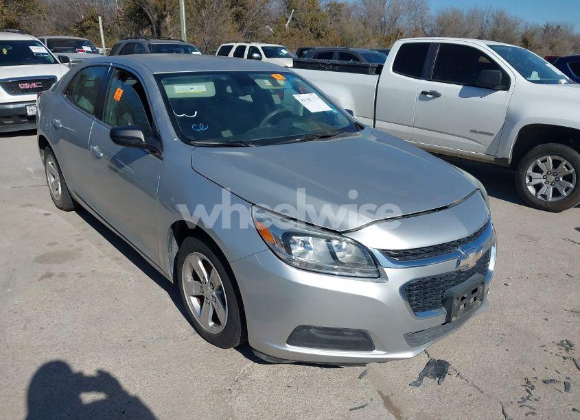 2015 Chevrolet Malibu LS (VIN 1G11B5SL1FF101422) main photo