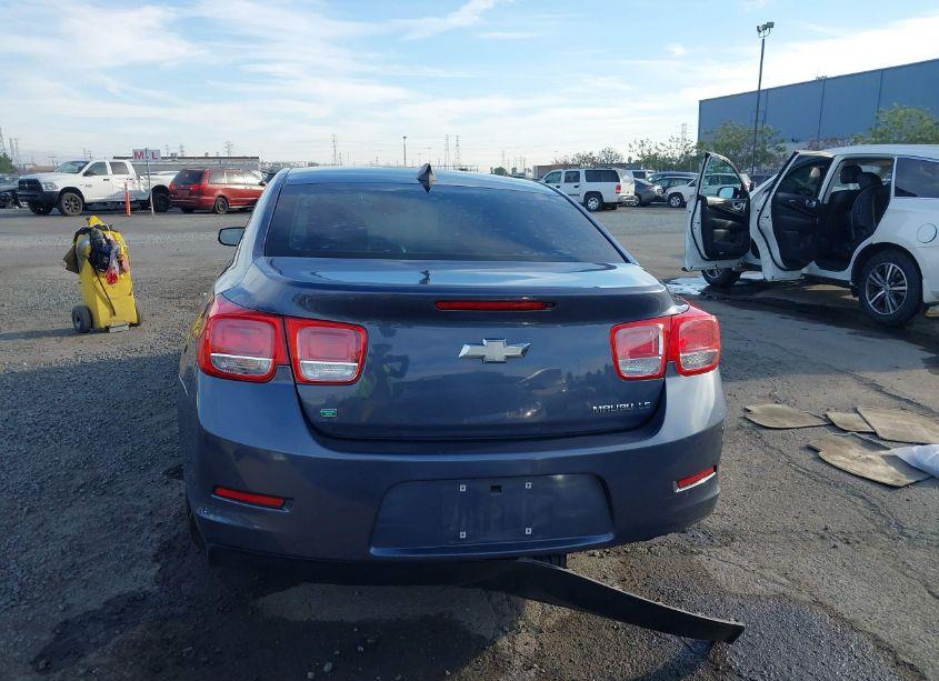 Photo 16 of 2015 Chevrolet Malibu LS (VIN 1G11B5SL1FF148952)