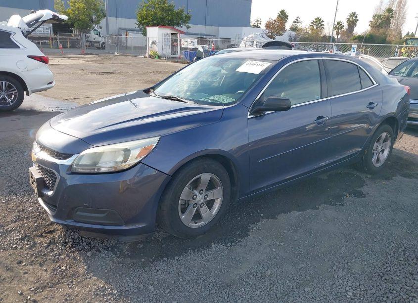 Photo 2 of 2015 Chevrolet Malibu LS (VIN 1G11B5SL1FF148952)