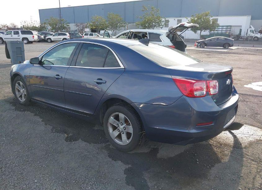 Photo 3 of 2015 Chevrolet Malibu LS (VIN 1G11B5SL1FF148952)