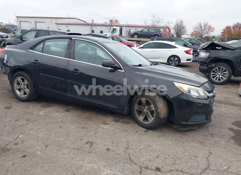 2015 Chevrolet Malibu LS (VIN 1G11B5SL1FF149972) main photo