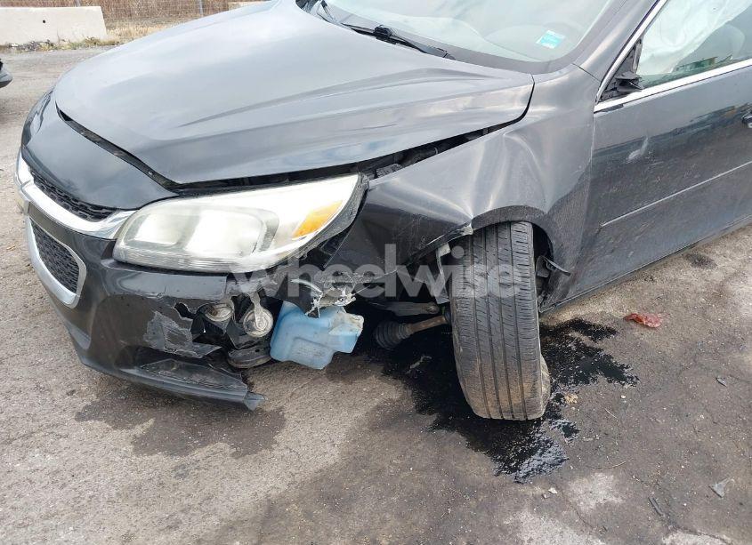 Photo 6 of 2015 Chevrolet Malibu LS (VIN 1G11B5SL1FF149972)