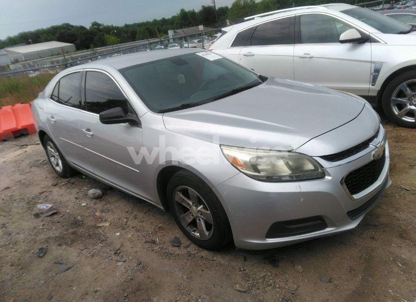 2015 Chevrolet Malibu LS (VIN 1G11B5SL1FF199089) main photo
