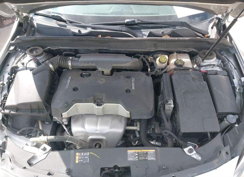Photo 10 of 2015 Chevrolet Malibu LS (VIN 1G11B5SL1FF201911)