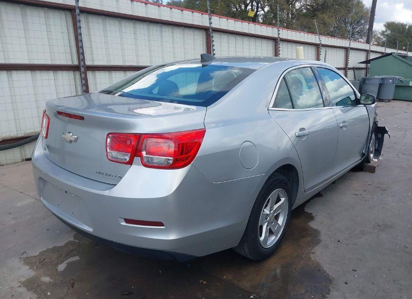 Photo 4 of 2015 Chevrolet Malibu LS (VIN 1G11B5SL1FF201911)
