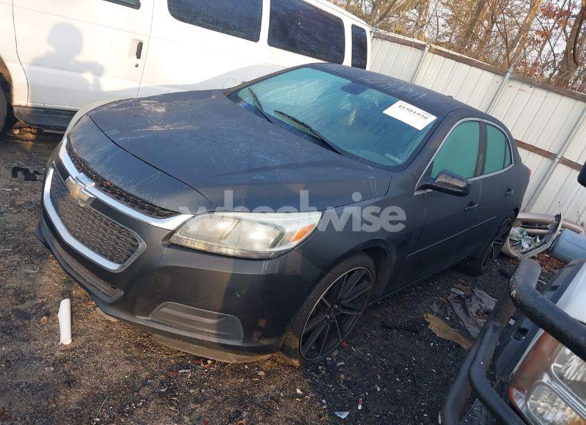 Photo 2 of 2015 Chevrolet Malibu LS (VIN 1G11B5SL1FF209233)