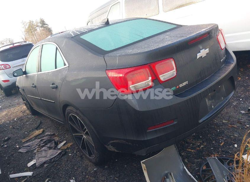Photo 3 of 2015 Chevrolet Malibu LS (VIN 1G11B5SL1FF209233)