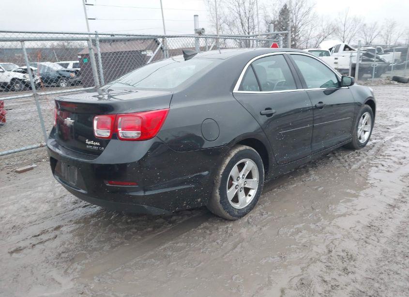 Photo 4 of 2015 Chevrolet Malibu LS (VIN 1G11B5SL1FF222242)
