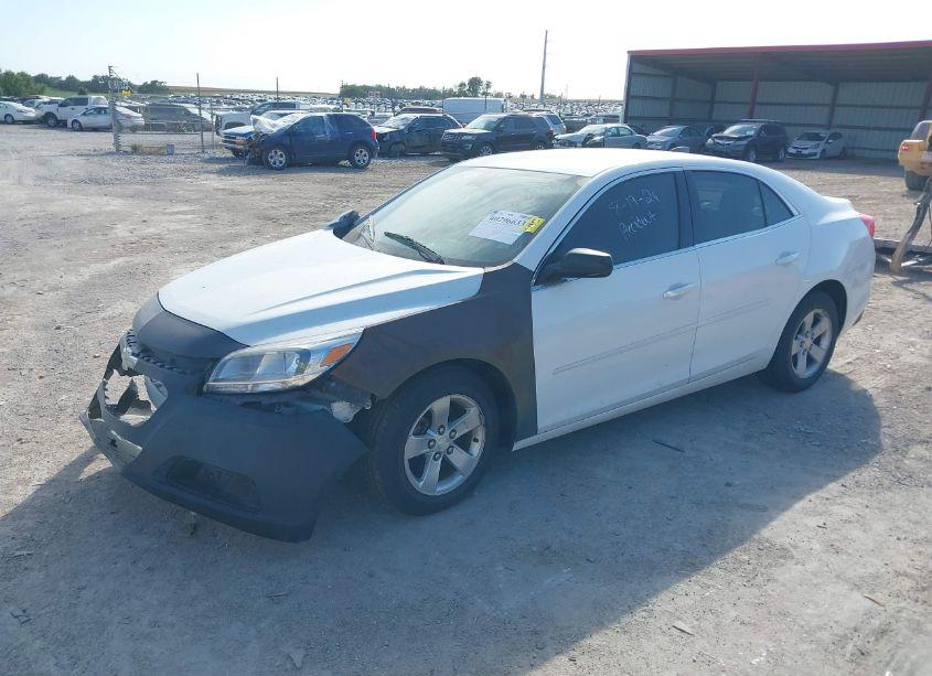 Photo 2 of 2015 Chevrolet Malibu LS (VIN 1G11B5SL1FU110794)