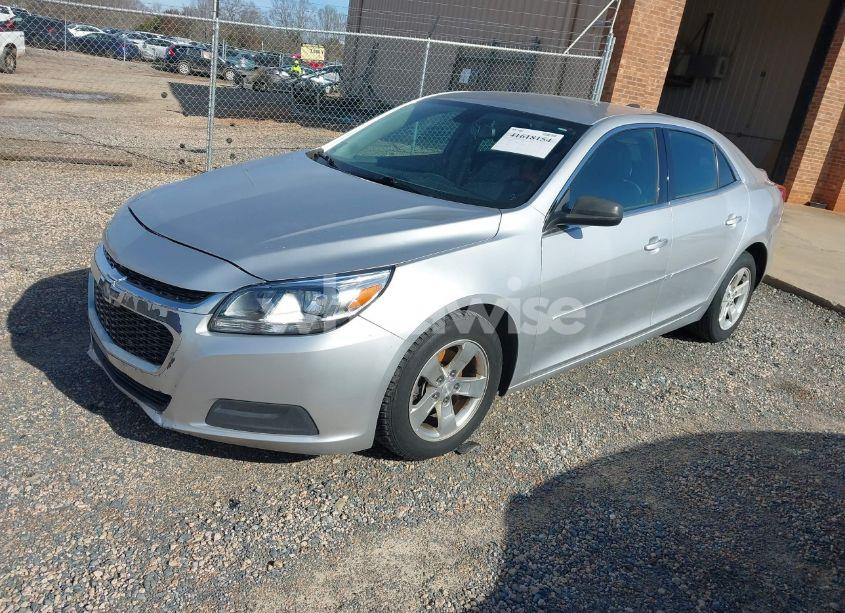 Photo 2 of 2015 Chevrolet Malibu LS (VIN 1G11B5SL1FU153581)
