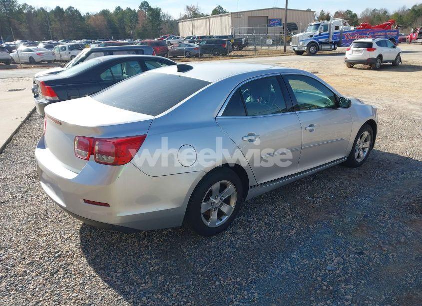 Photo 4 of 2015 Chevrolet Malibu LS (VIN 1G11B5SL1FU153581)