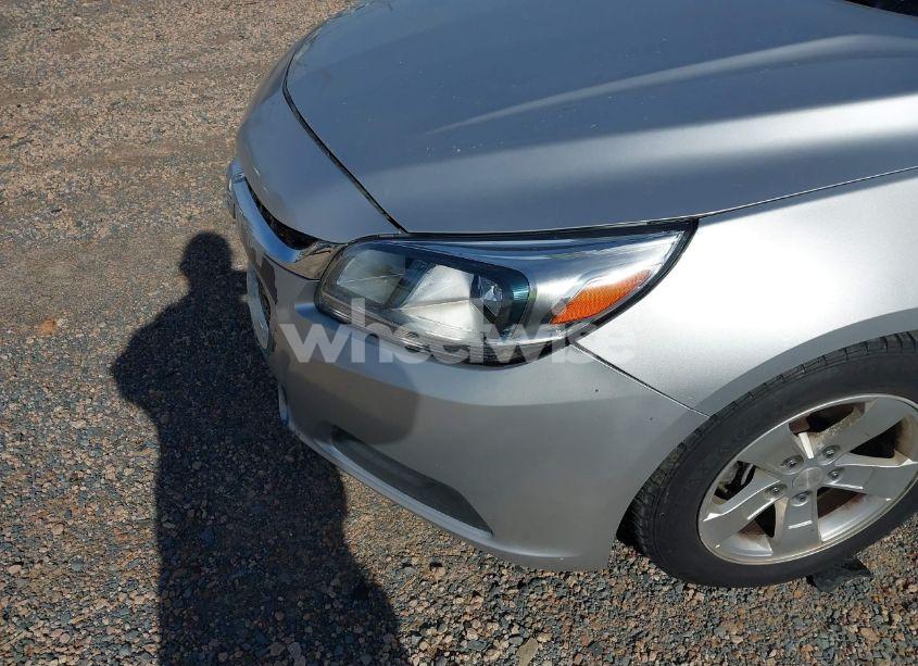 Photo 6 of 2015 Chevrolet Malibu LS (VIN 1G11B5SL1FU153581)