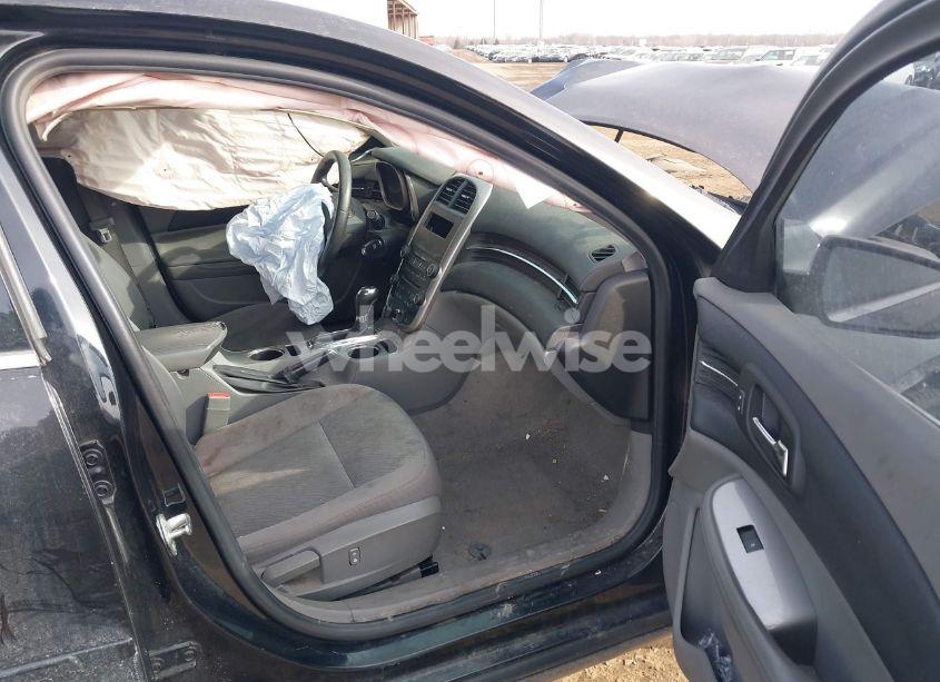 Photo 5 of 2014 Chevrolet Malibu 1LS (VIN 1G11B5SL2EF109821)