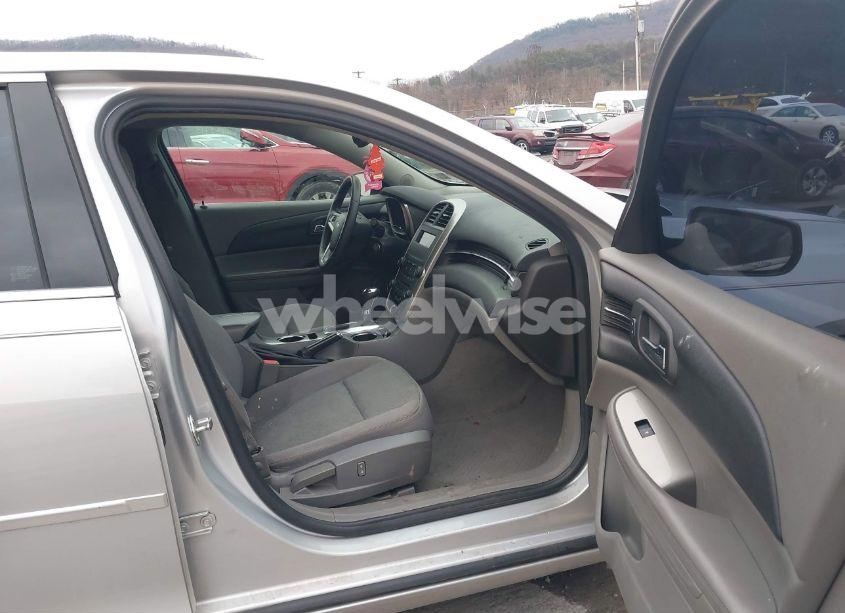 Photo 5 of 2014 Chevrolet Malibu 1LS (VIN 1G11B5SL2EF150773)